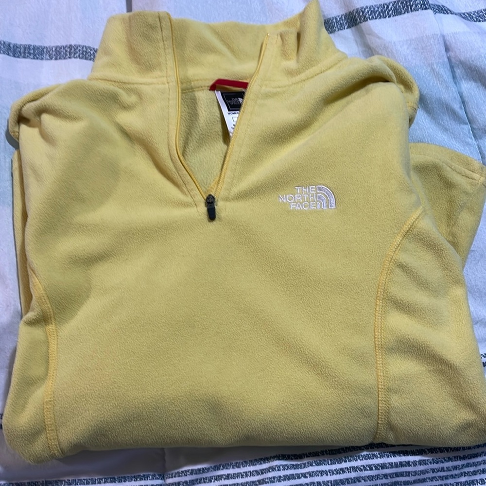 Last Chance‼️The North Face Women’s Quarter Zip